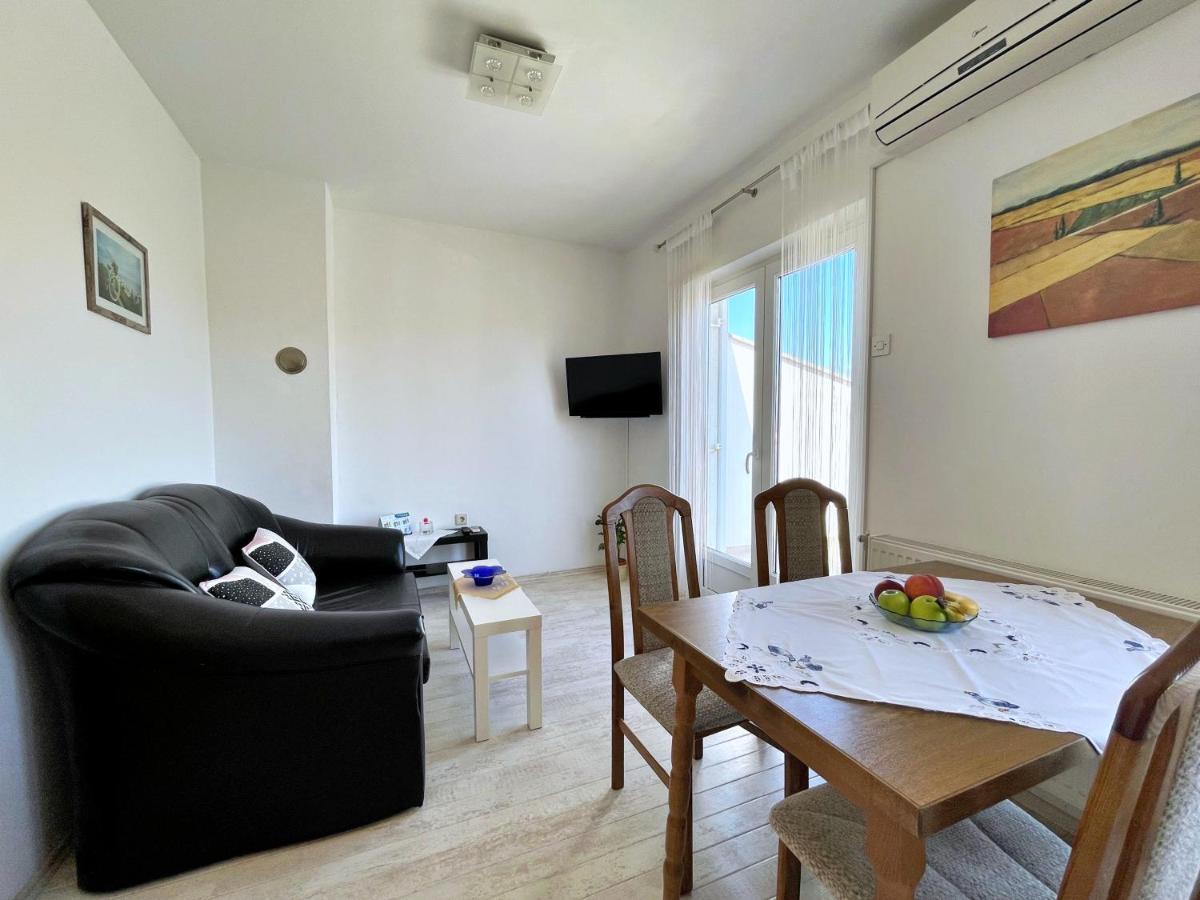 Apartments Bohovic Šilo Extérieur photo