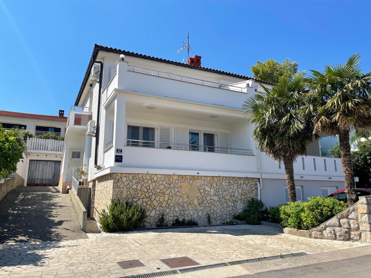 Apartments Bohovic Šilo Extérieur photo